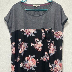Rewind gray cap sleeve t-shirt, floral sheer bottom, 3X